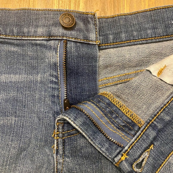 New York & Co, Jean Shorts, size 10 - Picture 8 of 10